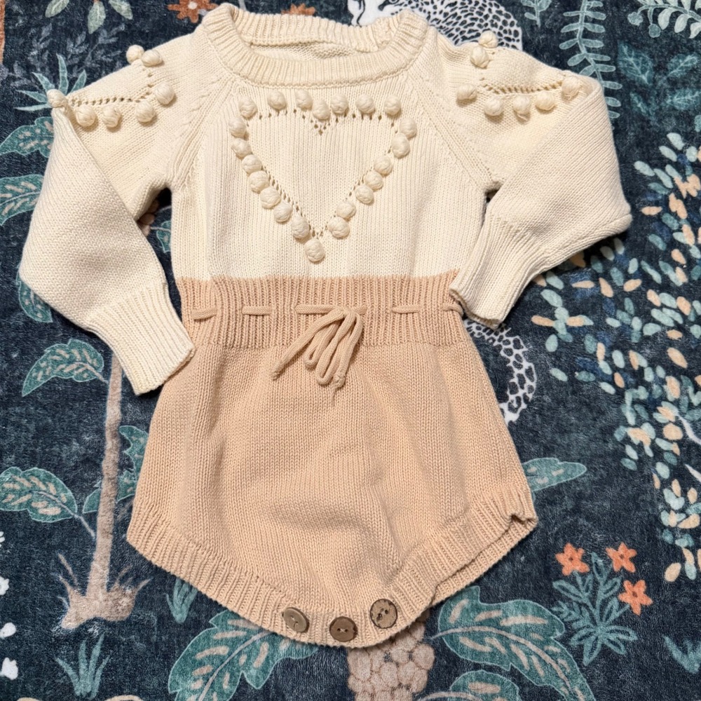 Baby Knit Romper Sweater Heart Pompom Bloomers Set Cream Peach Size‎ 66 (3-6 mo)